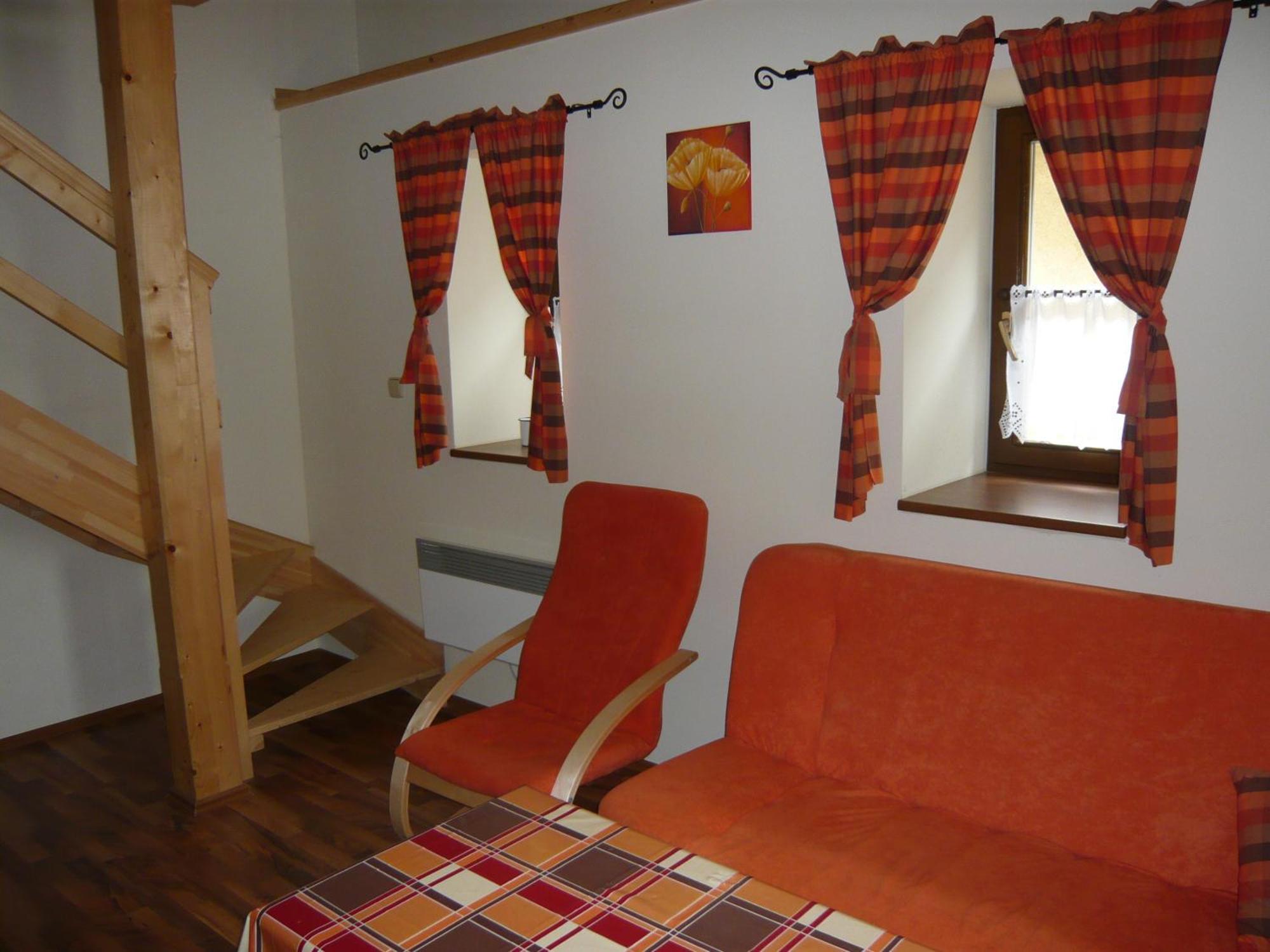 Penzion U Lisky Jarosov nad Nezarkou Exterior photo